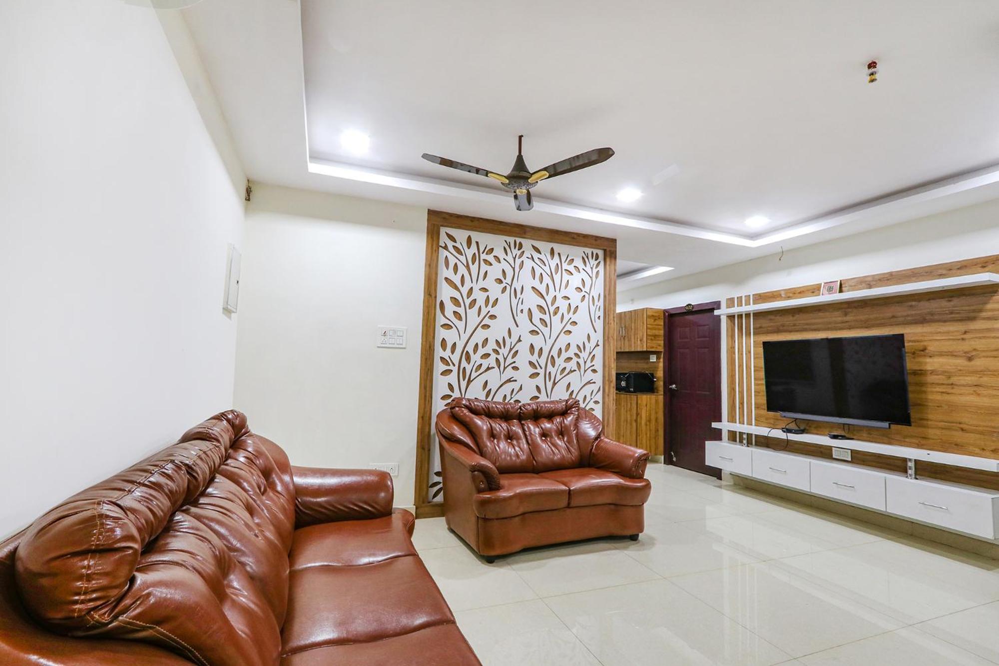 Fabhotel The Sunrise Inn - Nr Gayatri Vidya Parishad College Of Engineering 维沙卡帕特南 外观 照片