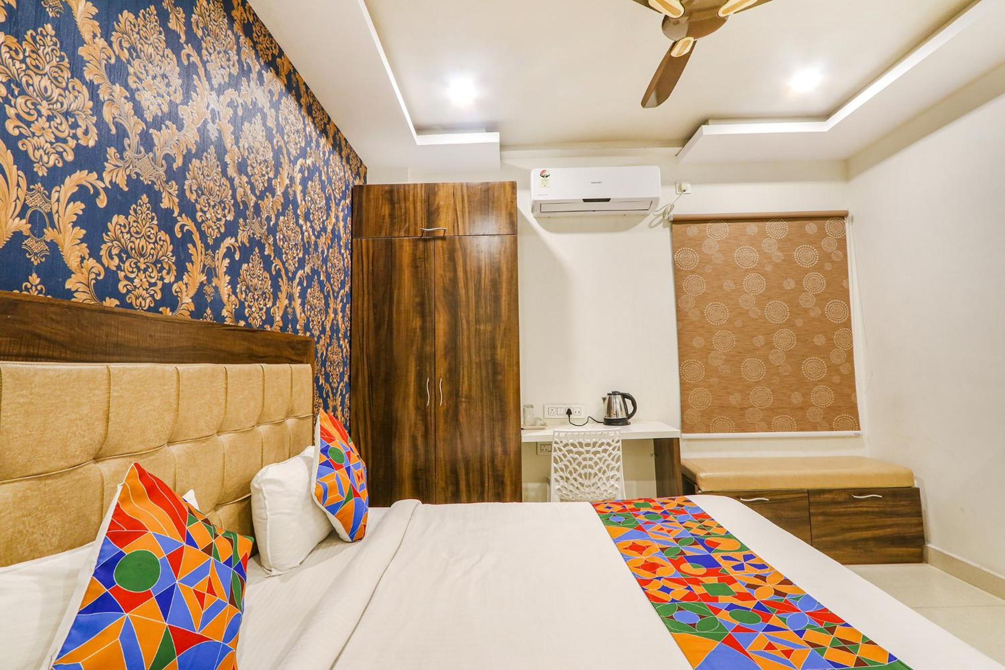 Fabhotel The Sunrise Inn - Nr Gayatri Vidya Parishad College Of Engineering 维沙卡帕特南 外观 照片