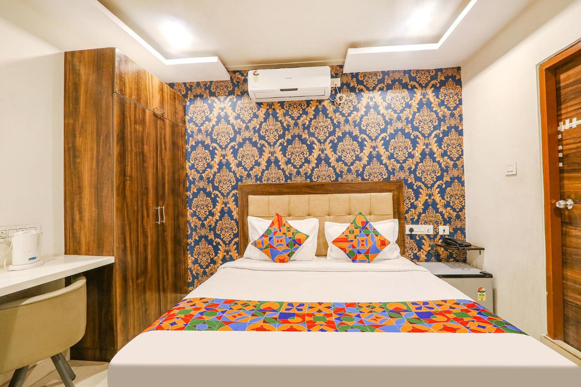 Fabhotel The Sunrise Inn - Nr Gayatri Vidya Parishad College Of Engineering 维沙卡帕特南 外观 照片